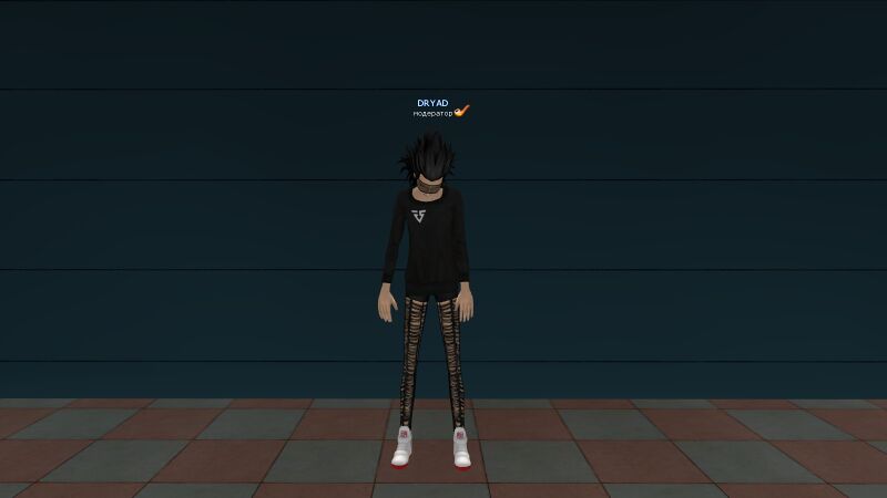 Файл:Бело-красные ботинки Байон.jpg